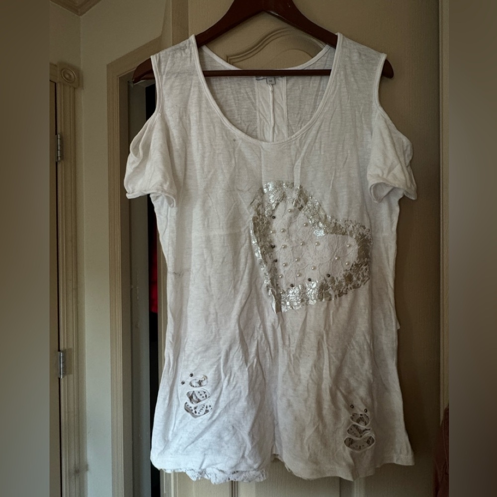 Femme Top Size Medium